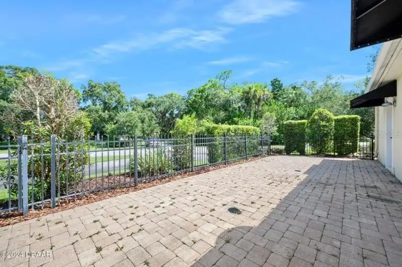 Class a Office Building with River Views in Ormond Beach, Ideal for Dual Businesses