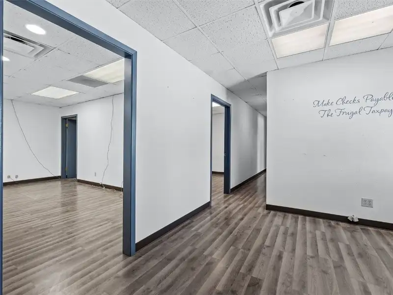 Flexible Office/retail Space for Lease in High-traffic Location, Edgewood Rd Sw