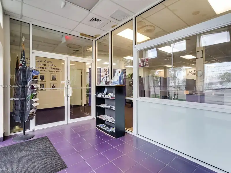 Prime Office Building Investment Opportunity in North Miami - 5,357 Sf, C-1 Zoned