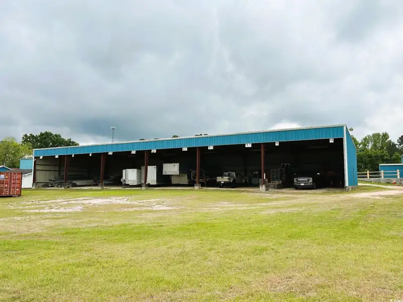 Commercial Property with Office and Warehouse on 1.5 Acres in Andrews, Sc