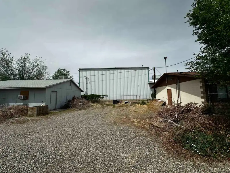 Warehouse and Office Space with Gated Yard in Prime Location