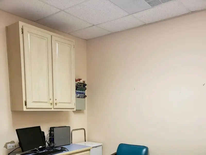 Medical Office for Sale Near Lake Cumberland Regional Hospital with 16 Exam Rooms