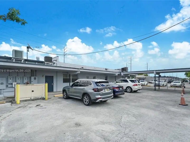Prime Office Building Investment Opportunity in North Miami - 5,357 Sf, C-1 Zoned