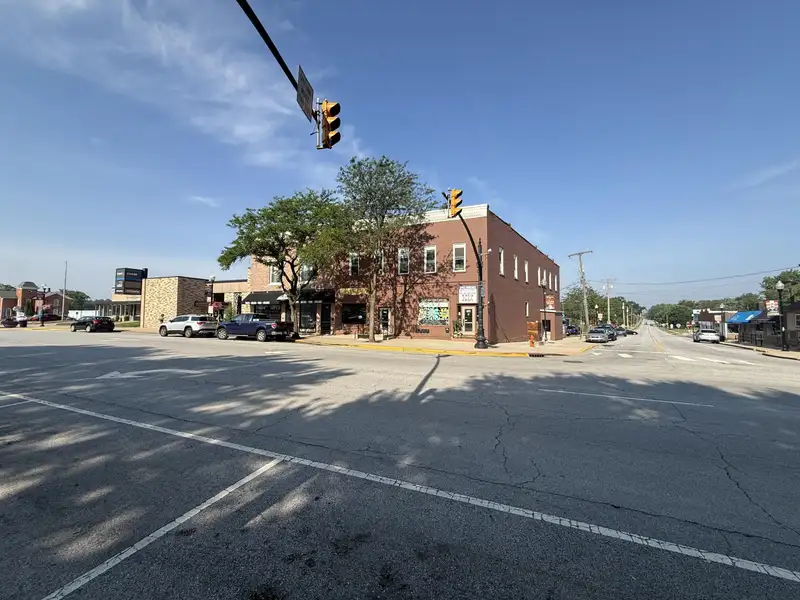 Versatile Commercial Space for Lease in Prime Crown Point Square Location