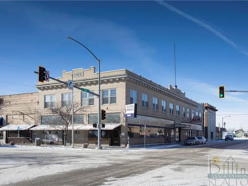 Historic Downtown Hardin Multi-level Commercial Building with Apartments and Established Businesses