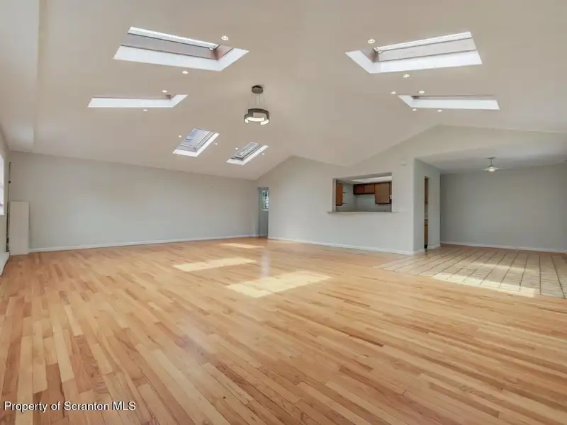 Mixed-use Property in Throop: 7-bay Garage and Updated 2-bedroom Apartment