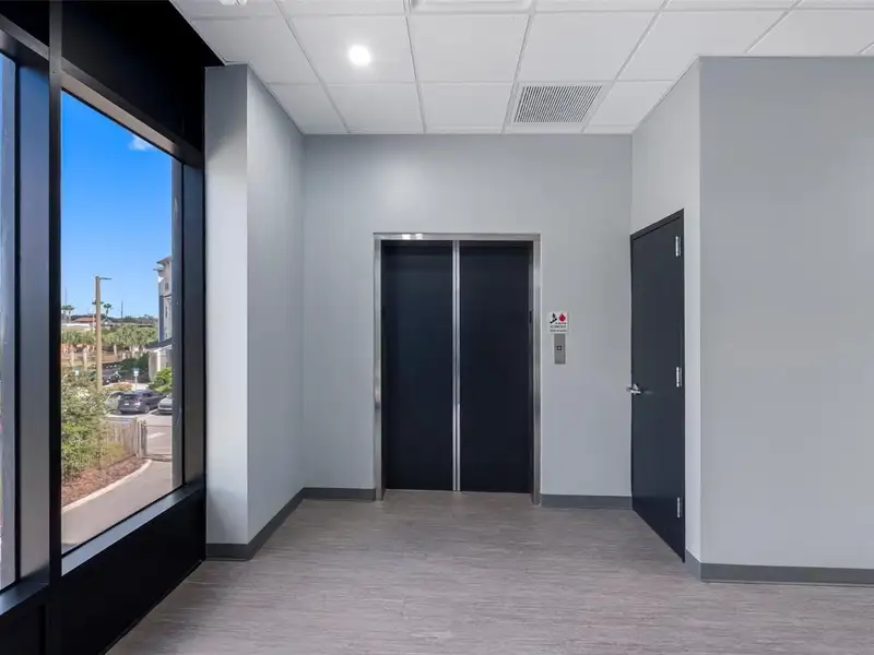 Premium Corporate Office Space with Helipad on U.s. 19 N, Clearwater