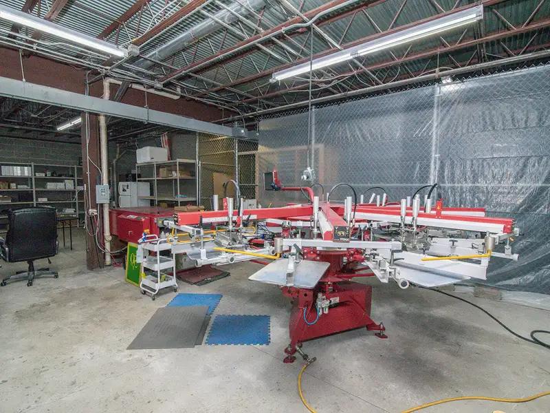Versatile 10,000 Sq Ft Warehouse and Office Space with Parking in Prime Location