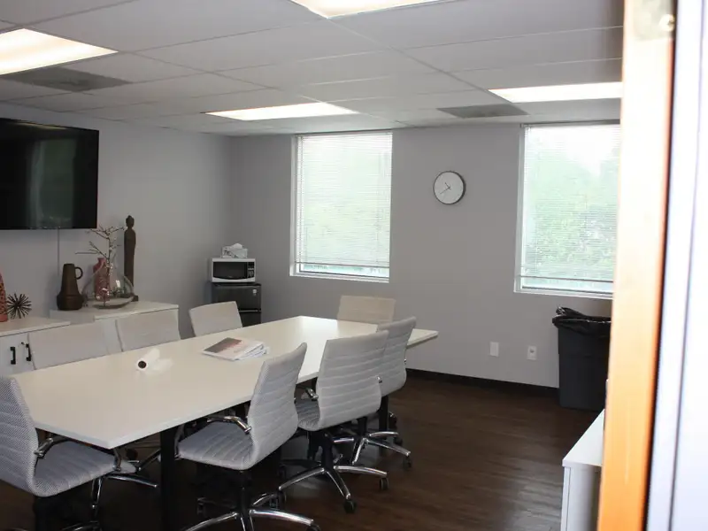 2100 Sf Move-in Ready Office Space with Elevator Access in Prime Location