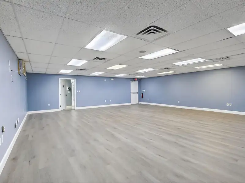 Freestanding Medical/office Space for Lease on University Dr, Davie, Fl