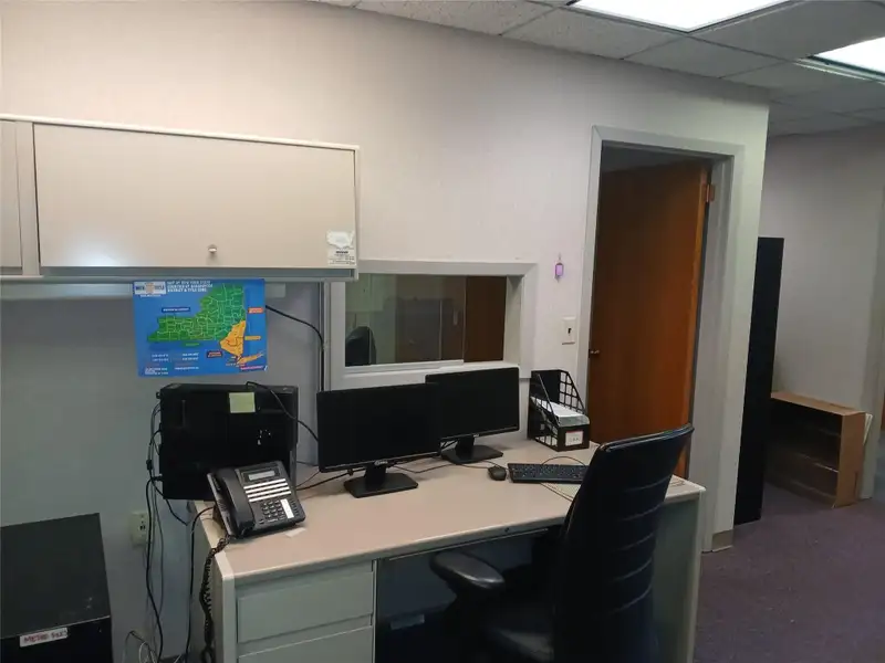 Office Suite for Lease in Westbury Village - 800 Sq Ft with Two Offices and Parking