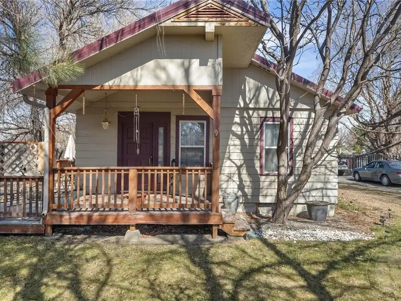 Danwalt Gardens: Event Venue with Botanical Gardens and 3 Residential Homes in Billings, Mt