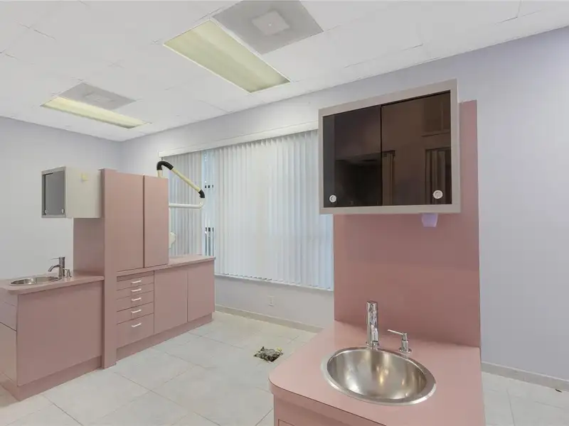 End Unit Tri-plex Commercial Space with Parking in Prime Location