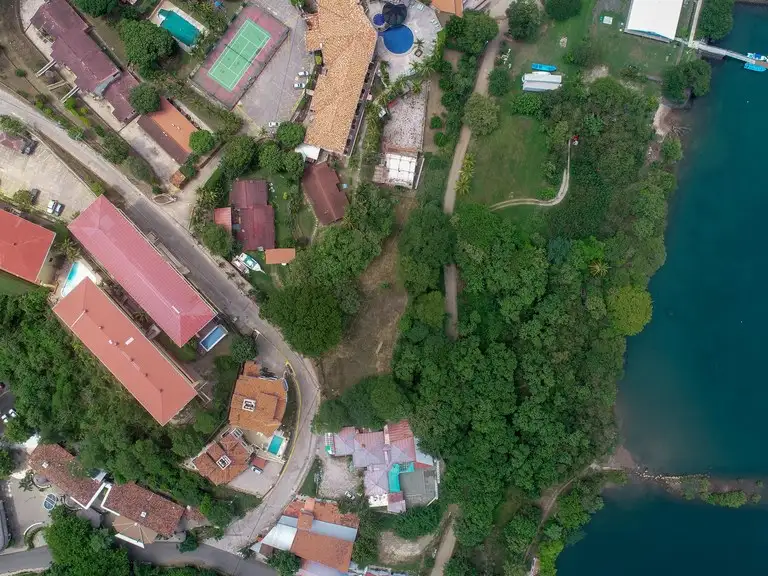 Prime 2,566 M² Commercial Lot in Playa Flamingo Near New Marina Development