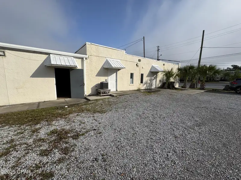 Downtown Panama City Office Space for Lease - 1,550 Sq Ft on 5th St.
