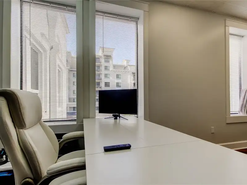 Furnished Executive Office Suite in Grand Central Place, Hyde Park - Immediate Availability