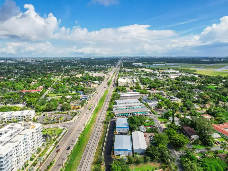 10,000 Sq Ft Warehouse Space for Lease in Pompano Beach, B-4 Commercial Zoning