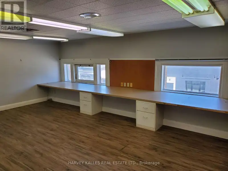Classic Early 1900's Post Office Building in Simcoe - Versatile Commercial Space for Lease