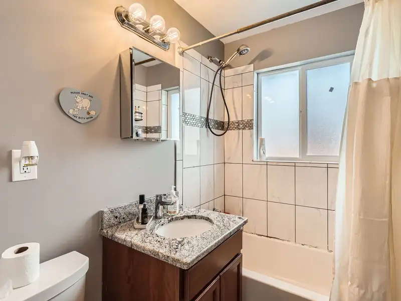 Meticulously Maintained Four-unit Multifamily Property in Central Denver, Colorado