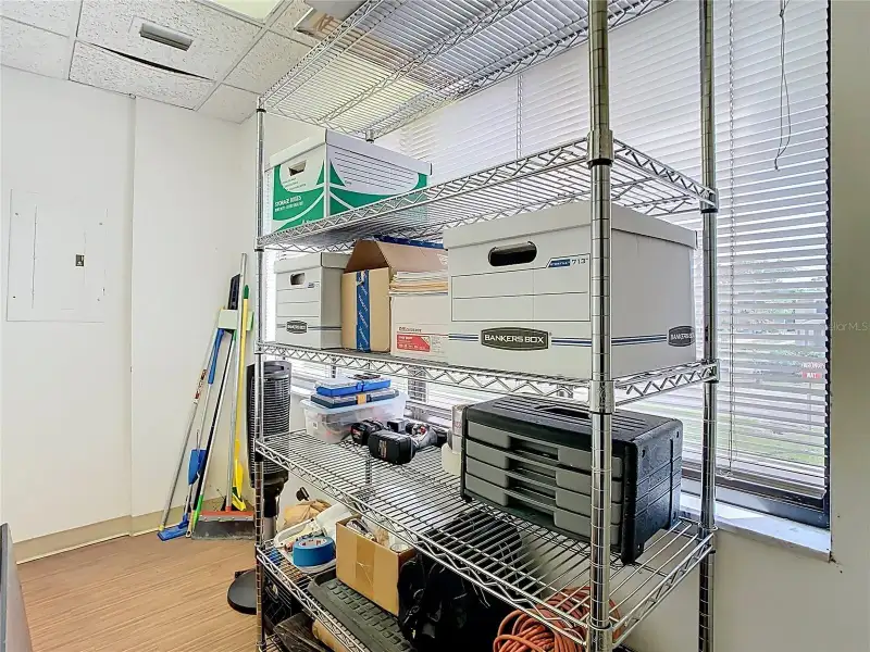 Prime 1,472 Sq. Ft. Office Condo on Busy Tampa Road with Conference Room