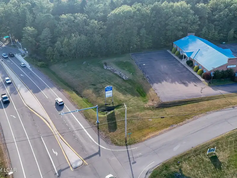 Versatile 6,844 Sq Ft Commercial Property Near Laurel Mall and Major Interstates