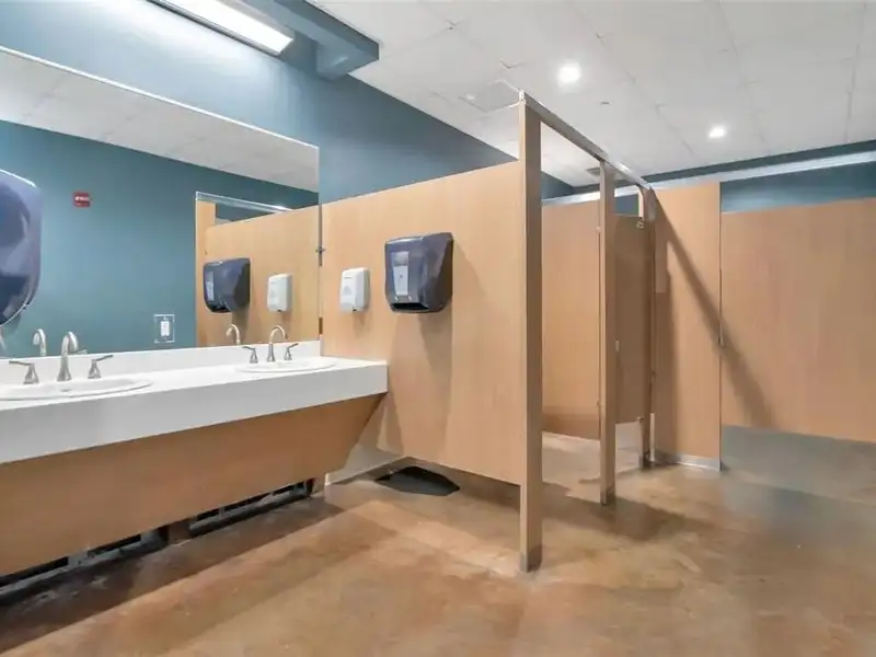 Office Condo in Downtown Tampa's Channel District with Parking and Retail Amenities
