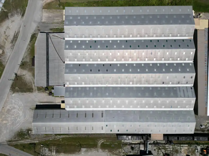Versatile 150,000 Sq. Ft. Warehouse with Dock Access and Greenhouses in London, Ky
