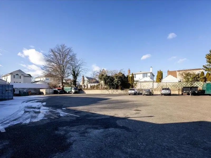 Multi-use House of Worship with Ballroom and Commercial Kitchen in New Hyde Park, Ny
