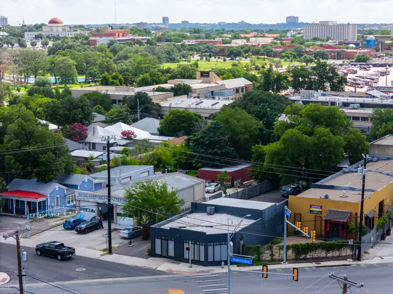 Charming Condo in San Antonio's Fredericksburg Road Area