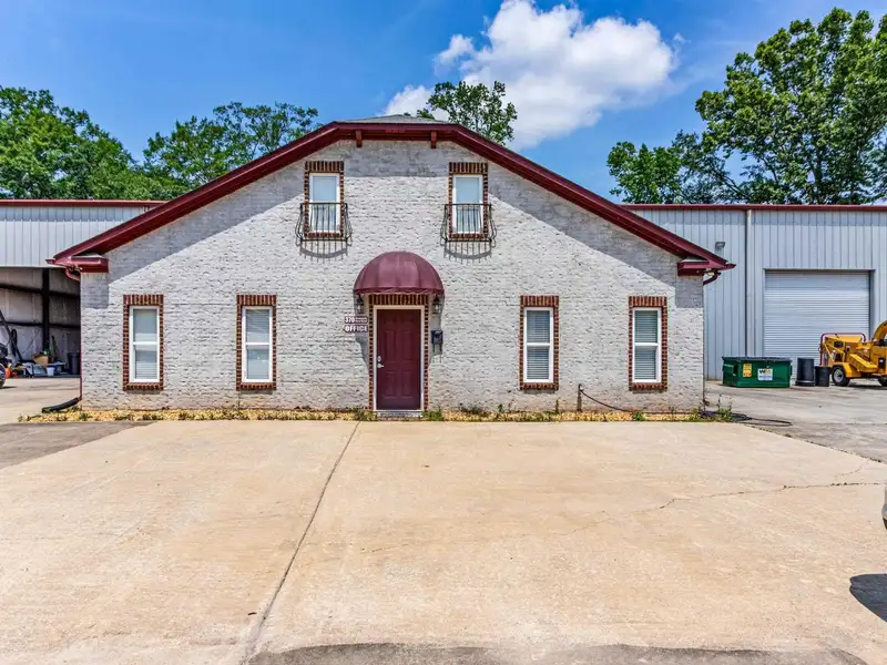 Commercial Property with Room to Expand, Prime Location at New Reduced Price