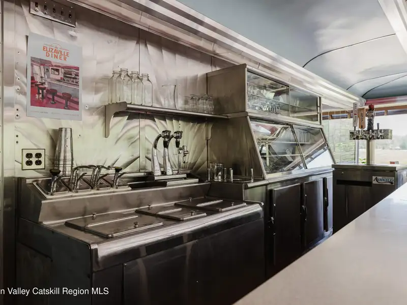 Mixed-use Commercial Property with Vintage Diner and Deli in Elizaville, Hudson Valley