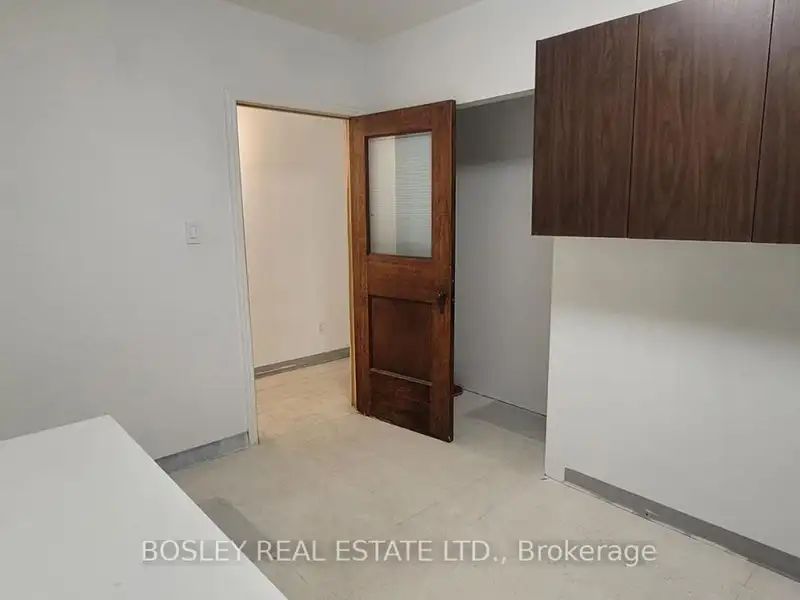 Retail Space in Iconic You've Changed Building, Trinity-bellwoods, Toronto - 2,070 Sq Ft
