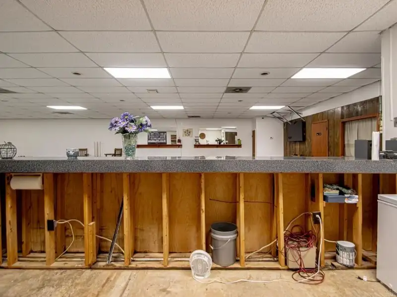 Office Space with Meeting Area, Kitchen, and Security Features in Convenient Location