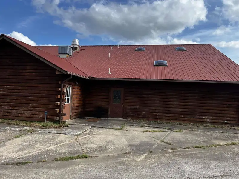 Mixed-use Building with Restaurant and Event Space Near Buffalo River