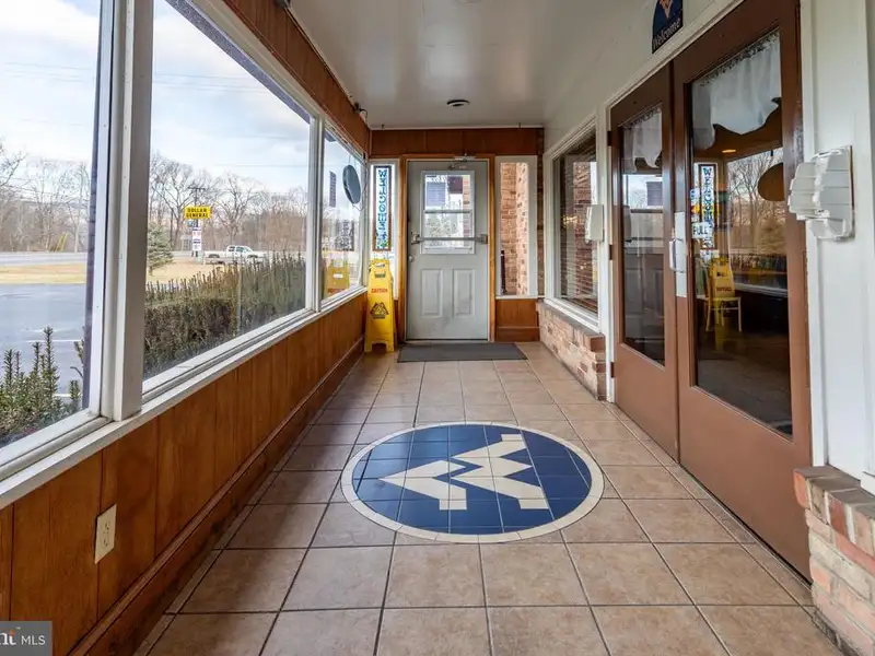 Established Restaurant with Commercial Kitchen and 120+ Seating in Hardy County