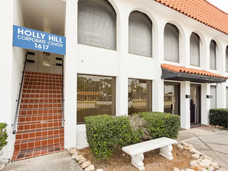 Multi-tenant Office Investment with Upgrades on Ridgewood Ave, High Traffic Location