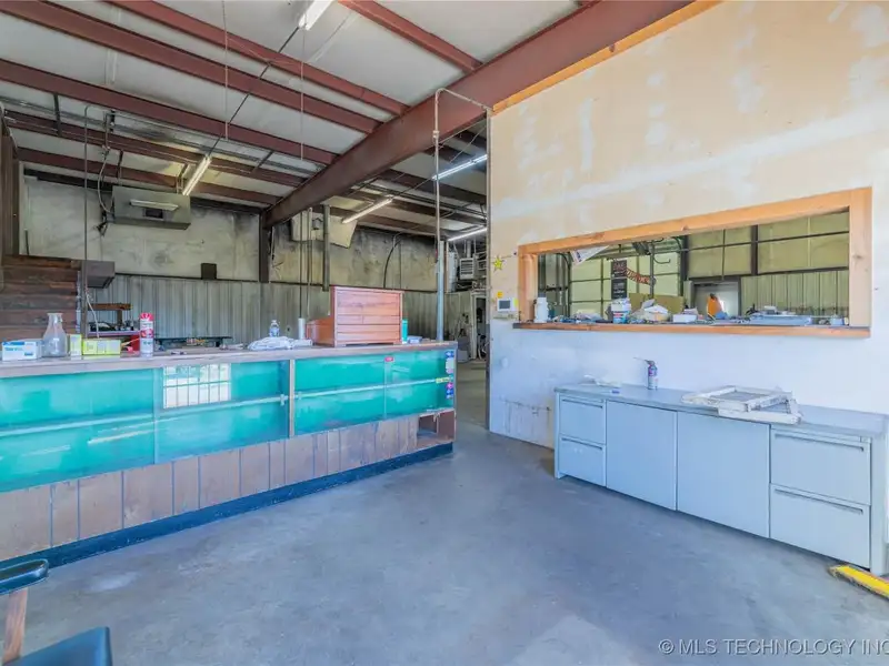 Versatile Former Machine Shop in Prime Downtown Sand Springs Location