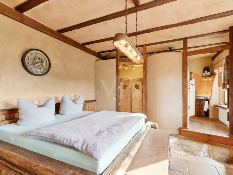 Renovated Guest House with Private Living Areas in Southwest Palatinate