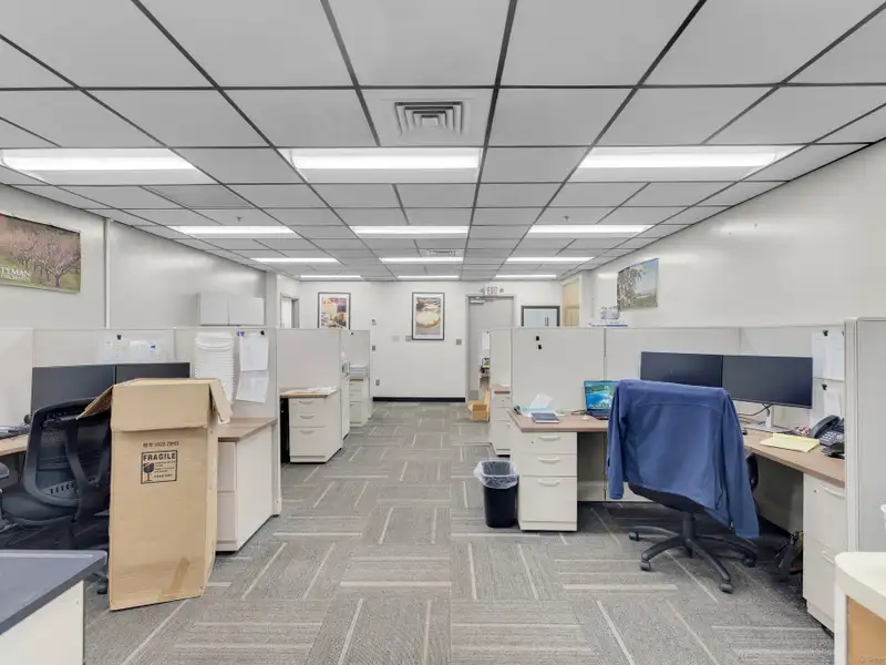 Fully Equipped Food Manufacturing Facility in New Haven, Ct - 19,106 Sf