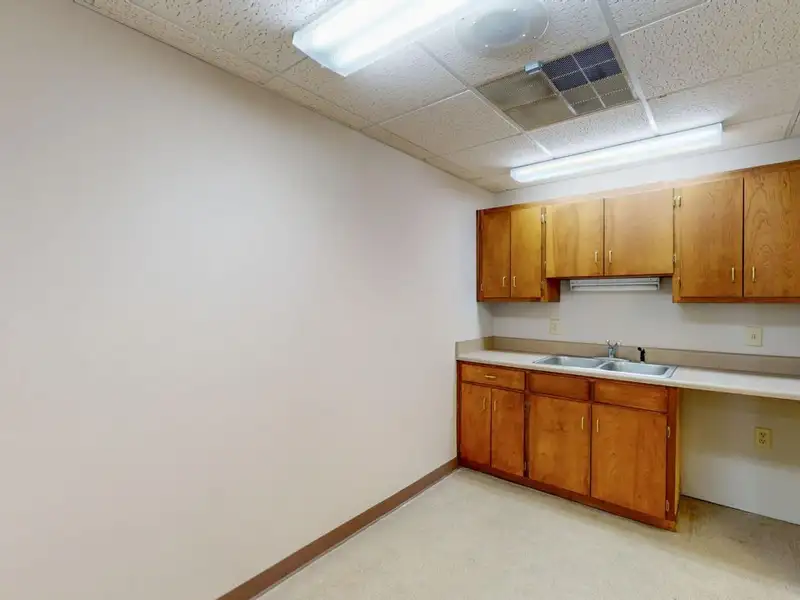 Medical Facility for Sale Near Hospital - 4,510 Sq Ft with Multiple Treatment Rooms