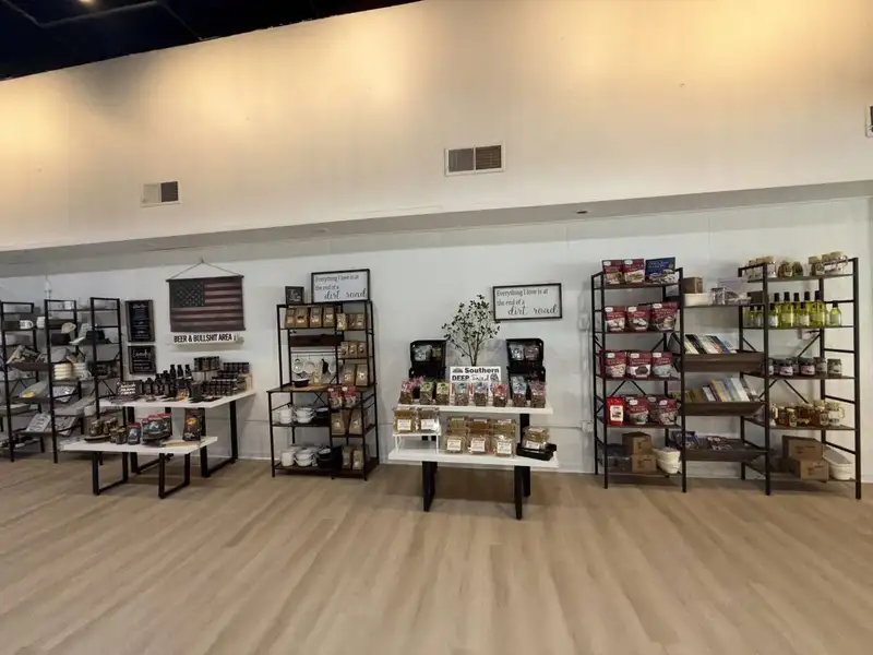 Prime 7,749 Sf Commercial Building on Historic Covington Square, Tipton County