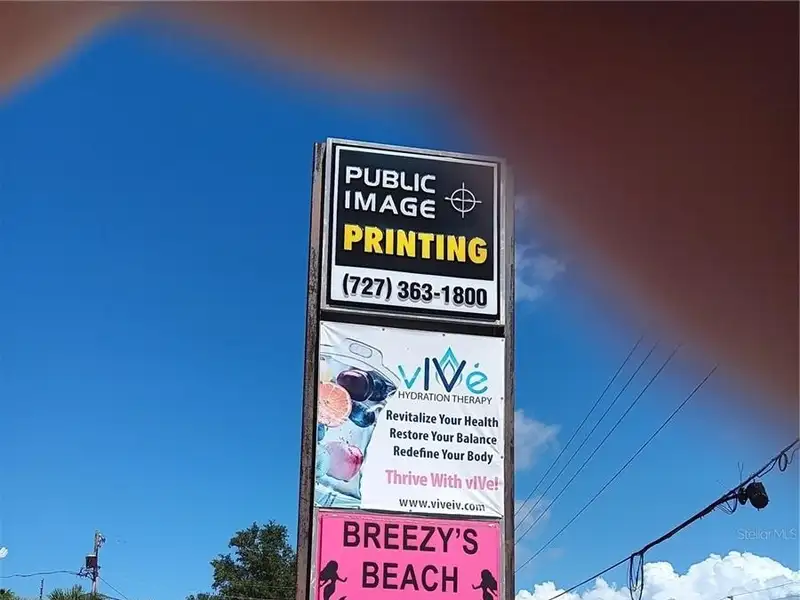 Modern Commercial Space in Prime St. Pete Beach Location with Ample Parking