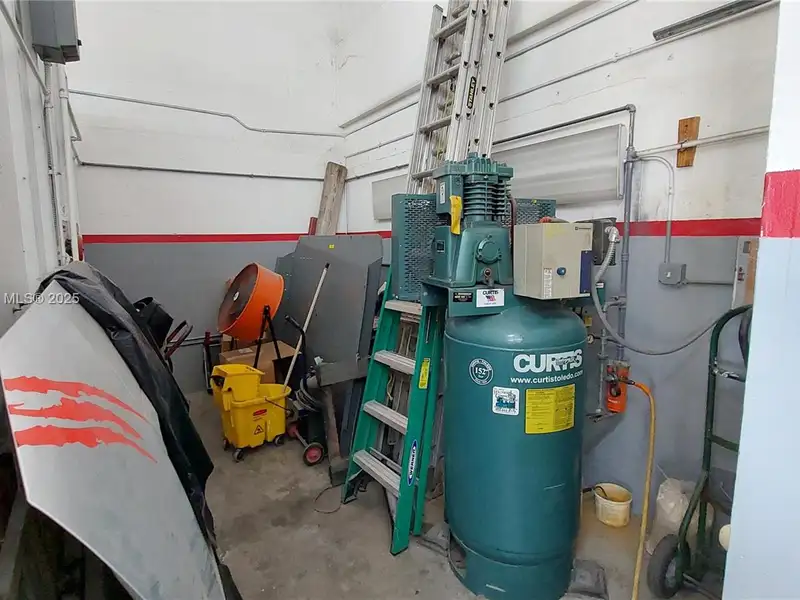 Established Auto Body & Paint Shop for Sale in Prime Davie Location
