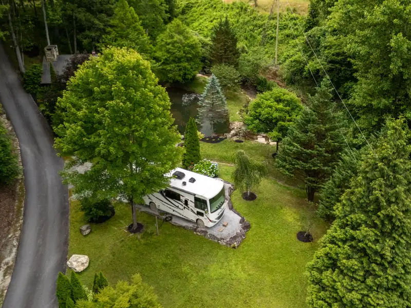 Serene 5.81-acre Retreat with Pavilion, Barn, Home, and Bold Creek Access