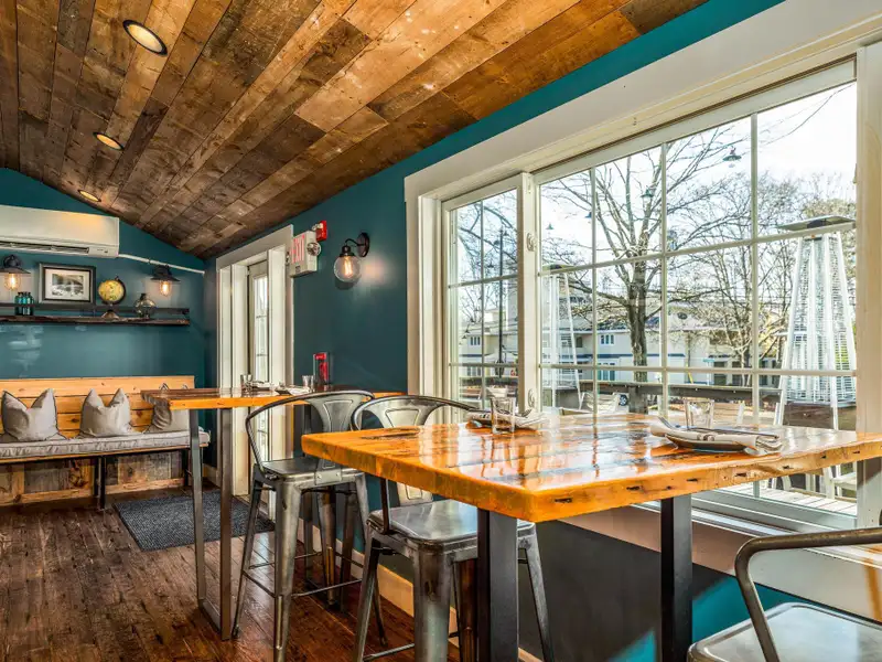 High-end Restaurant Space with Outdoor Dining and Residential Unit in Ogunquit