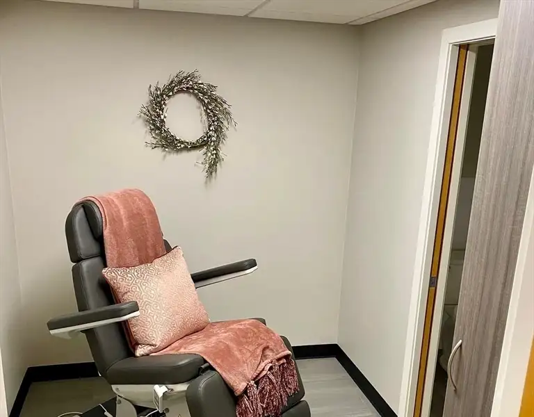 Furnished Medical/office Space for Lease in Norwood Center, Turnkey with Shared Parking