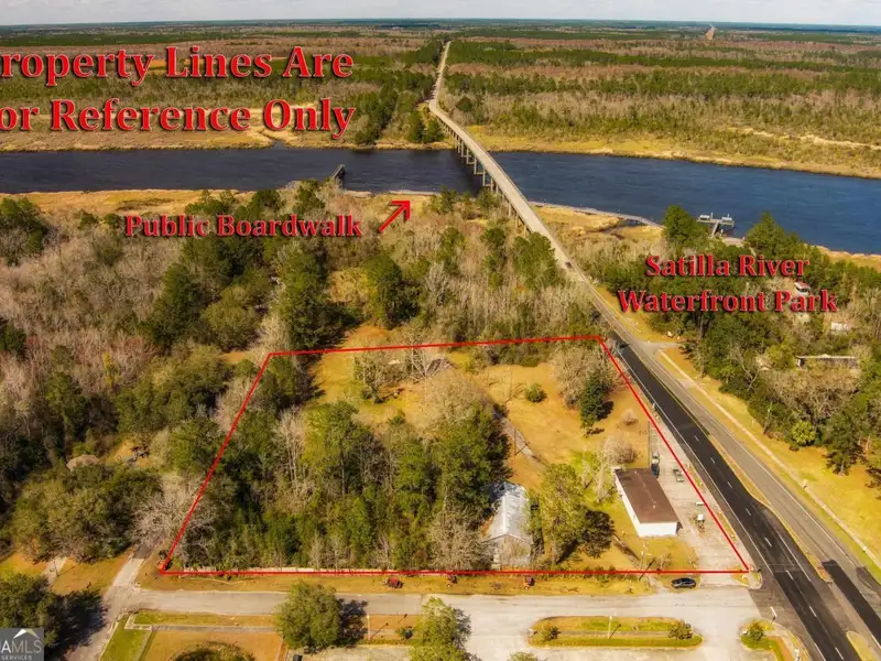 4-acre Commercial Property with Antique Shop and Warehouse on Us Hwy 17, Woodbine