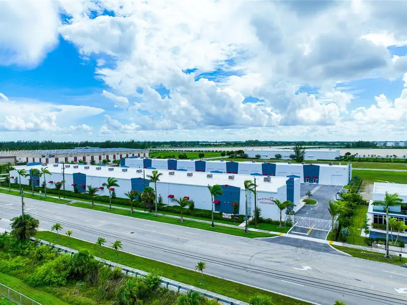 New 2,640 Sq. Ft. Warehouse in Homestead, Fl - Ideal for Storage and Business Operations