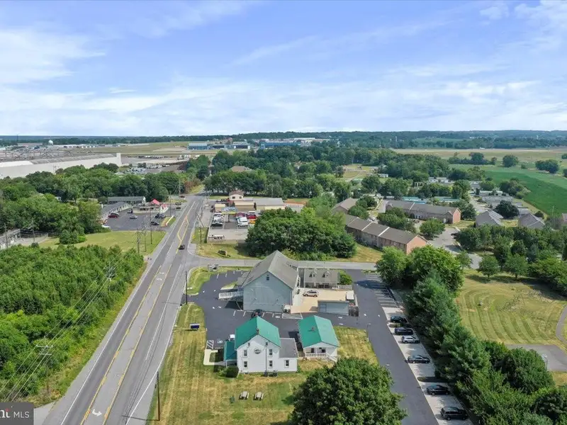 Unique Barn and Farmhouse with Commercial Potential Near Hagerstown, Md