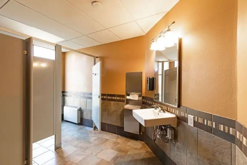 Upgraded Commercial Building in South Hills of Missoula with Diverse Tenants and Cash Flow